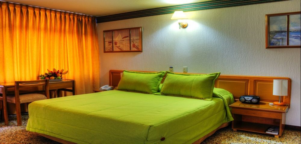 Hotel Villavicencio Plaza Kültér fotó