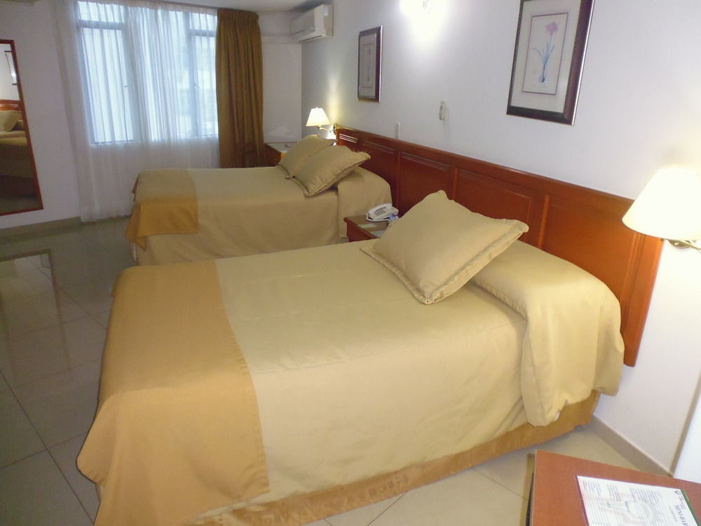 Hotel Villavicencio Plaza Kültér fotó