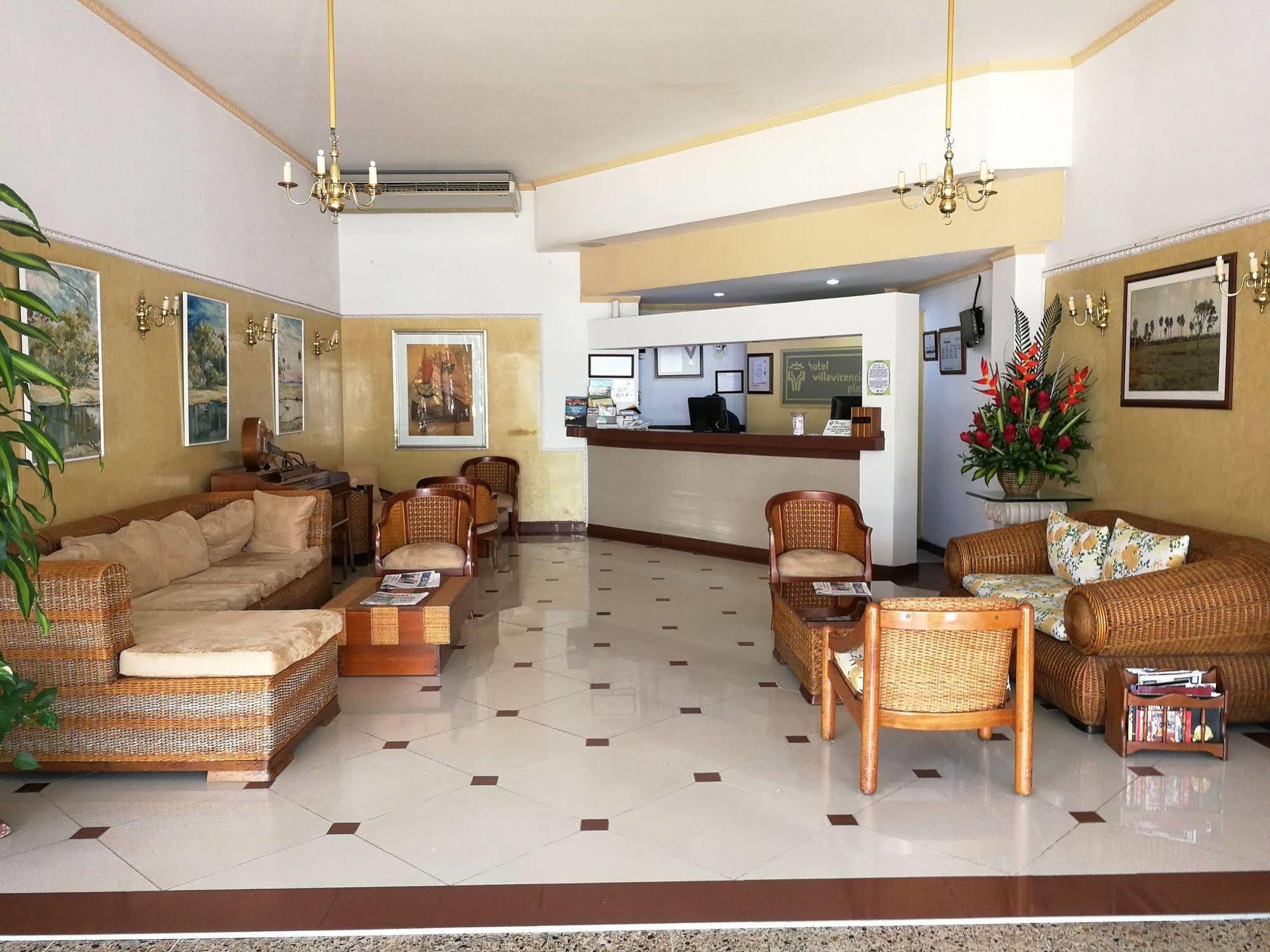 Hotel Villavicencio Plaza Kültér fotó